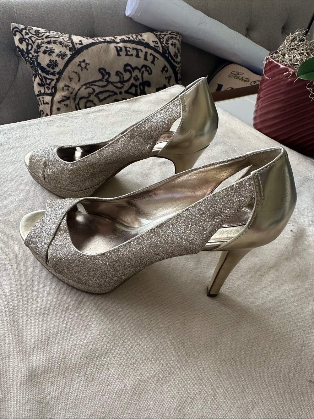 Alfani Fairtax Champagne Gold Bronze Glitter Peep Toe Heels Size 8M - Picture 3 of 10